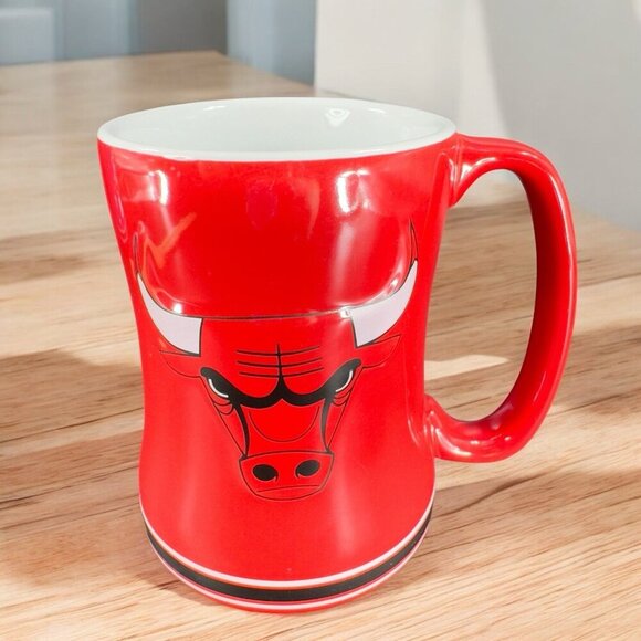CHICAGO BULLS NHL Boelter Brands Coffee Mug Cup Red And White Mug Cup - Picture 1 of 12